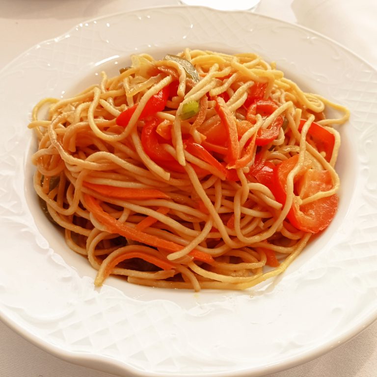Espaguetis al wok