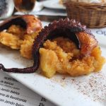 Pulpo en cama Revolconas